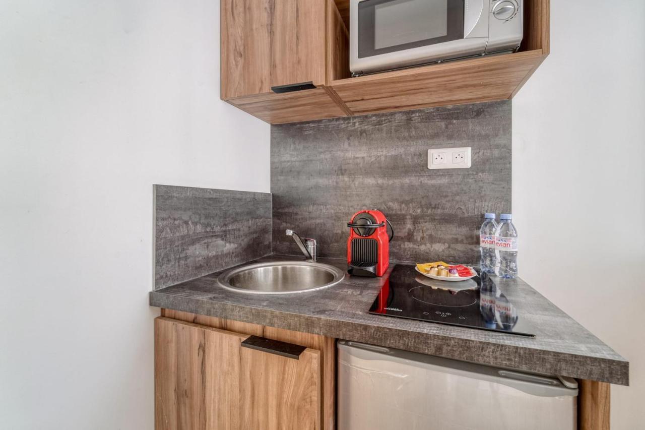 Beautiful Apartement With 2 Bedrooms In Paris Centre ภายนอก รูปภาพ
